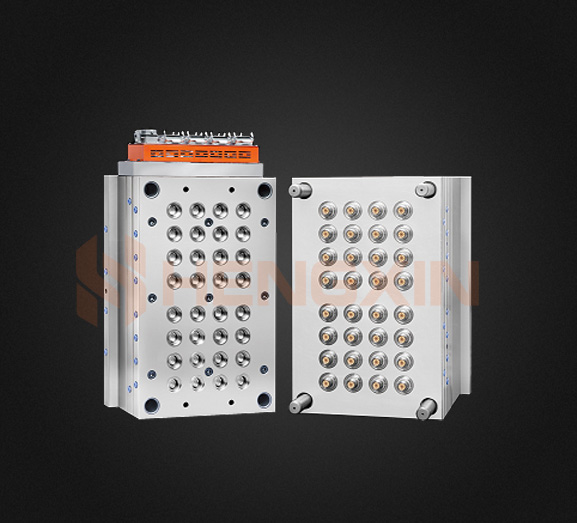 Hoe Cap Mold en Cavity Slitting Mold de productie-industrie van plastic doppen transformeren?